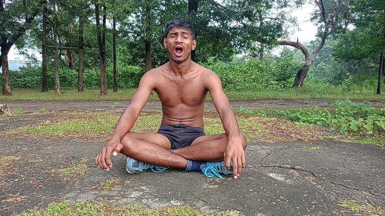 LinearOrnament35: Thời gian tập yoga 