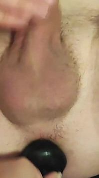 Orgasmo e anal inflável para meu marido