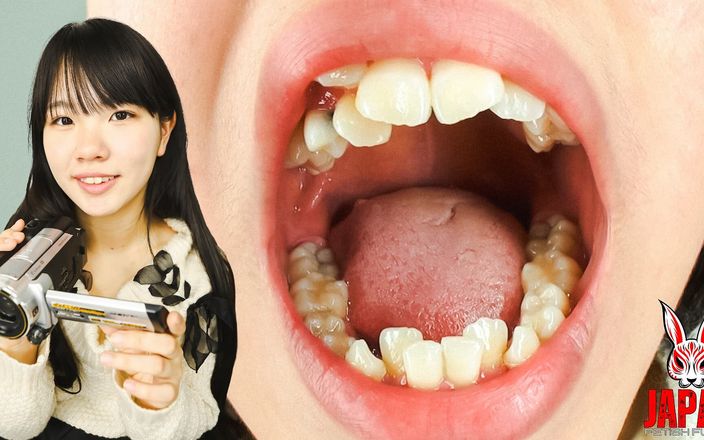 Japan Fetish Fusion: 业余女孩 kanako 的舌头和嘴巴自拍