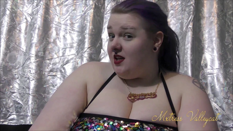 Mxtress Valleycat: Reject Modernity, embrace tradition