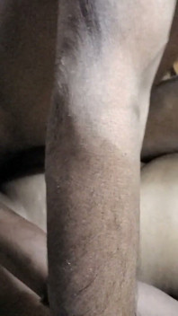 Desi Bhabhi Ko Tang Utha Kar Chod Diya