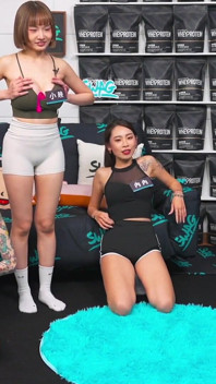 Pertunjukan live dewasa Taiwan - bikin gadis-gadis sange!