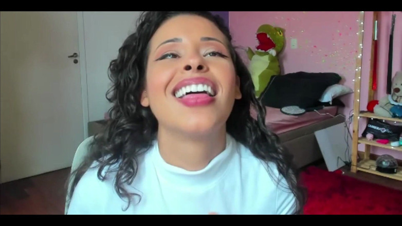 Espuleta Maia: Pantat bahenol cewek hot rambut cokelat ini dientot habis-habisan sampai...