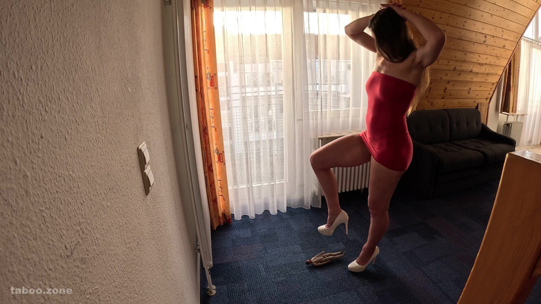 TabooZone: Jag krossar boneren på min dvärg