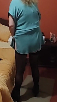 I Come Home From Work Excited and I Show Myself in Front of the Maid's Husband, I Need to Fuck