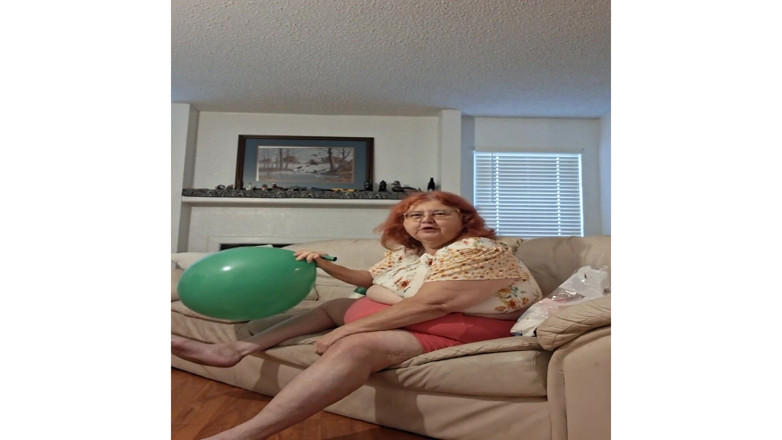 BBW nurse Vicki adventures with friends: Yêu cầu thổi kèn và video pop của y tá...