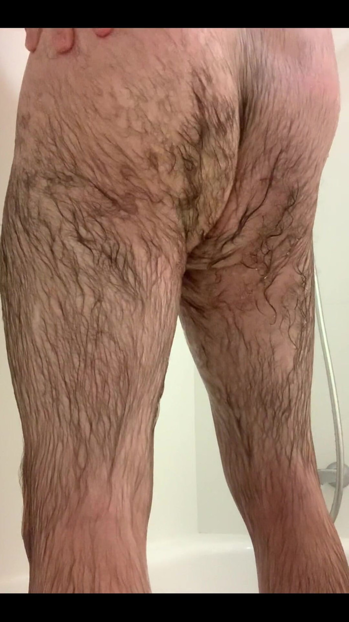 Djdavexxx: 淋浴时间，抚摸我的鸡巴并感受我的屁股洞
