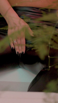 Lara Cum Kitten - the Bathtub!