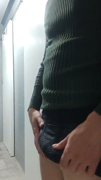 Perwersyjne rozbierz się i grać przed snem