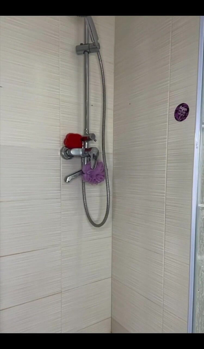 JuiceLussie: Shower Show!