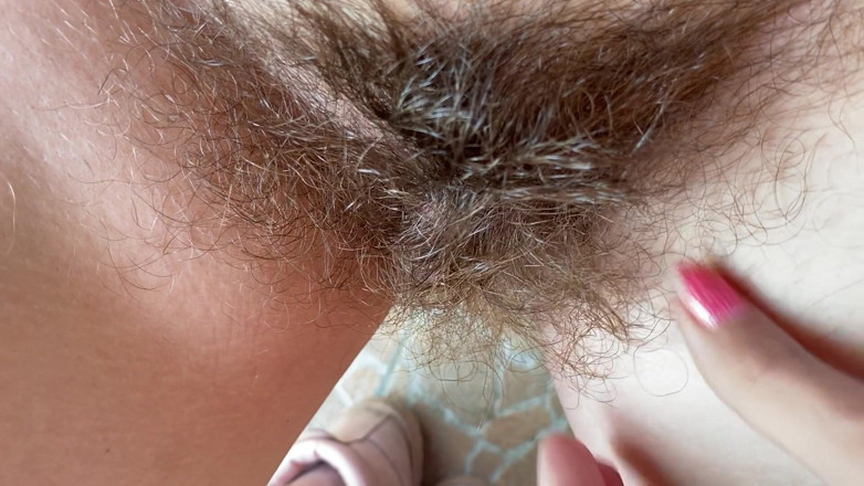 Cuteblonde666: Hairy bush fetish video closeup