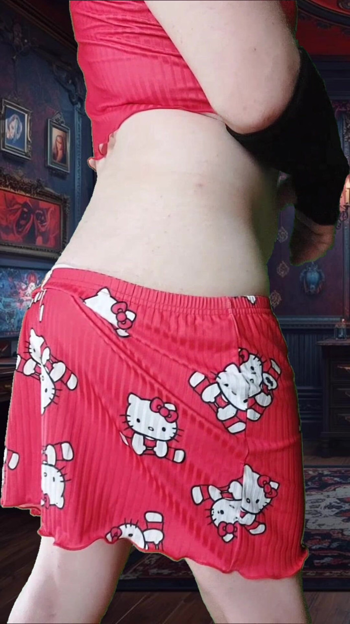 Kitty_Cross: Sissy xinh đẹp nữ tính da trắng trong điệu nhảy chiến lợi...