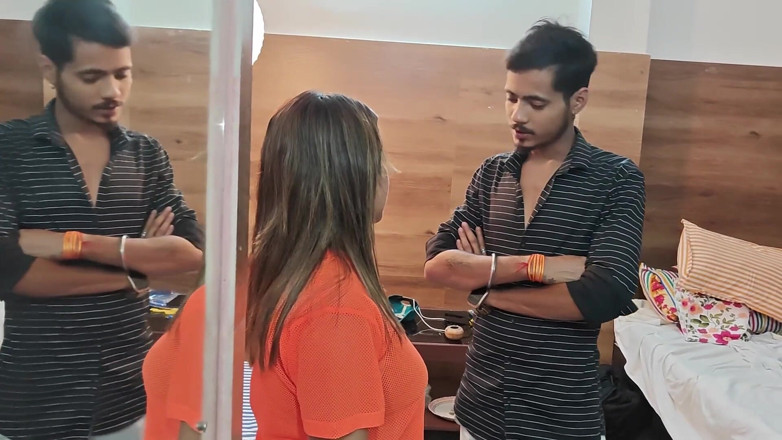 Pankaj Gupta: Indian Bhabhi Caught Having Sex with a Foreign Guy in...