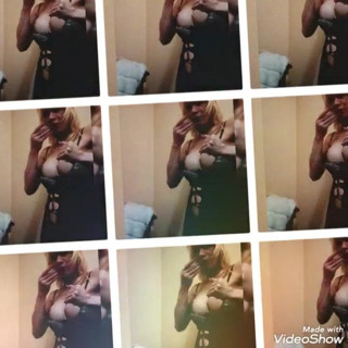 Laratransexualbarcel: A sexy and hot handjob
