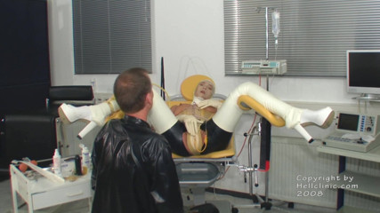 Rubber & Clinic Studio - 1ATOYS: Catheter dan stomachsound dalam lateks