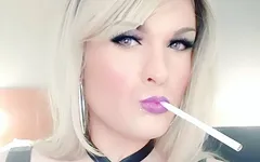 Seksi sürtük sigara içiyor 120'ler