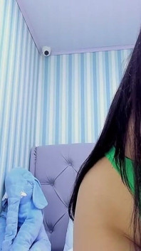 Latina Con Un Corpo Perfetto È Controllata Da Un Fan Con Il Suo Giocattolo Nella Vagina.mp4
