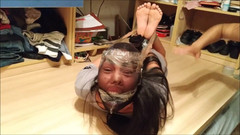 Selfgags Latina Bondage: 継母にめちゃくちゃ:かわいいプリンセスからパンストフード付き豚の女の子まで!