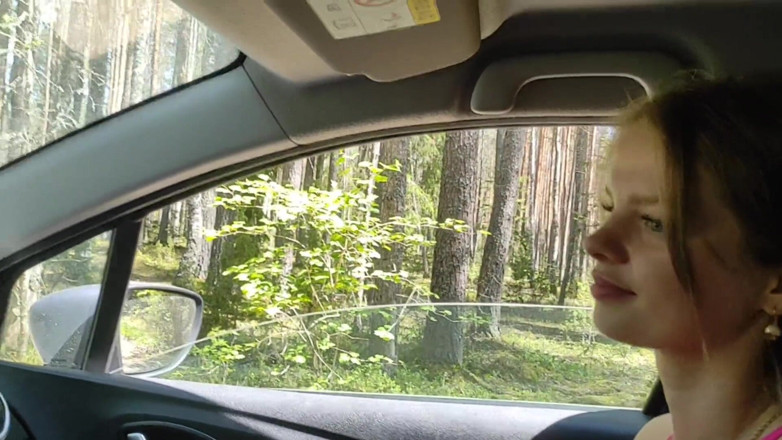 S-Wife Katy: En gift slampa gick vilse i skogen, hjälpte henne och...