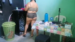 Adribella69: Ricevo La Mia Sorellastra Perversa Che Mostra Il Suo Grosso...