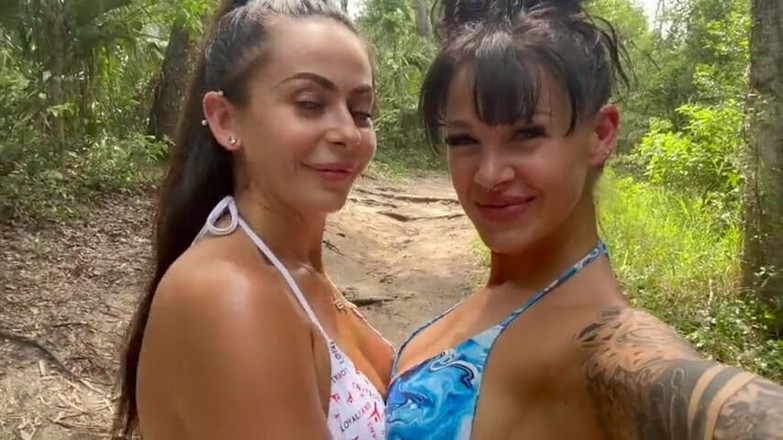 Evelin Stone: Sneaky in the Springs with Kiki Sweaty Car Sex