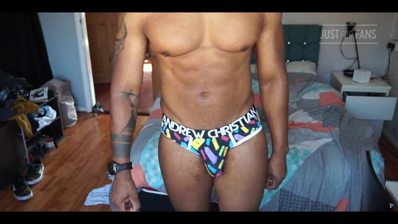 Amadeus: New Underwear