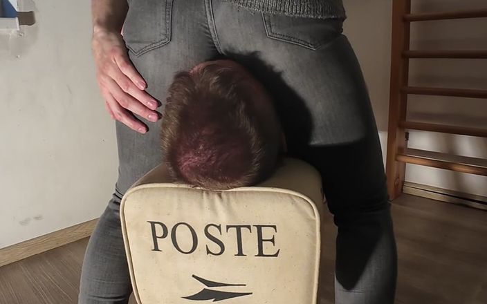 Vlakik SM: Jeans respirazione e orgasmo della schiava