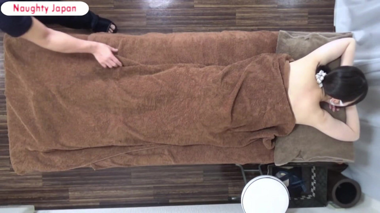 Far east hentai works: Tall Slender Office Beauty Stops by After Work and Reveals...