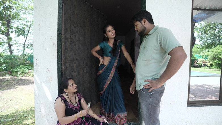 harry1: Desi Indian Hot Big Boobs 18+ Step Sister's Very 1st Early Morning...