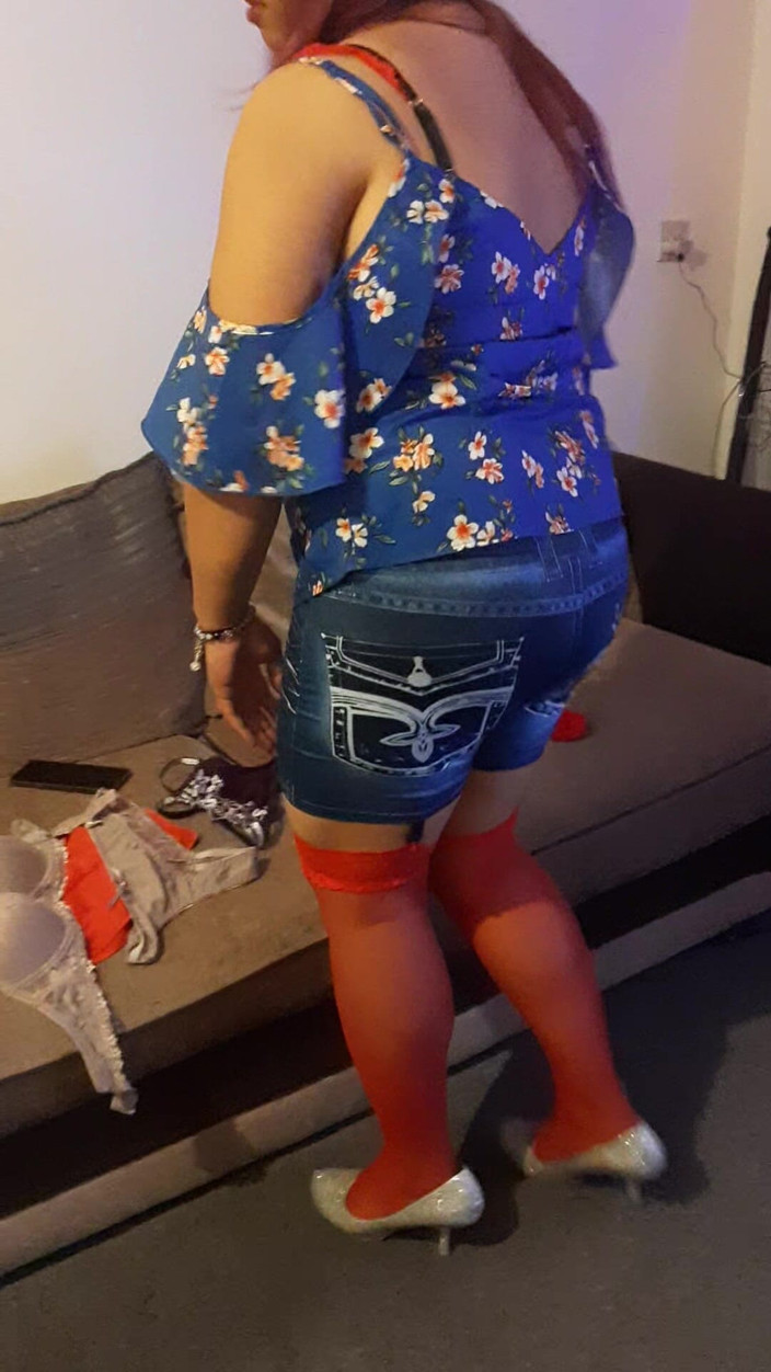 Gloriousshelly: Lexy Melakukan Dobi