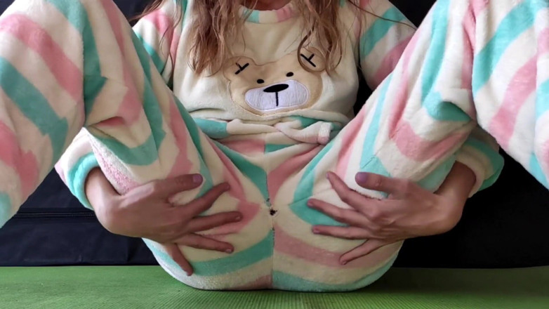 hotiMary: Skinny Teen in Pajama Masturbate Small Tits and Horny Pussy...