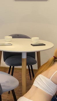 Minha enteada me pediu para tirar sua virgindade anal e eu não poderia dizer não ...