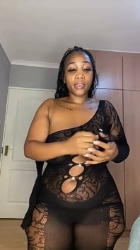 BbW kundička s tlustou prdelí a uctívání zadku