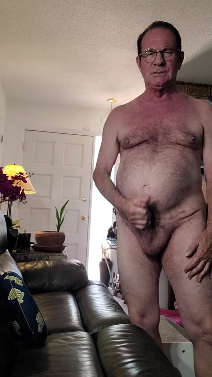 DaddyLNargo: Stiefvader houdt van je