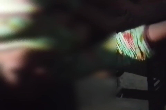 Abida pavreen: Desi tetička má sex s přítelem