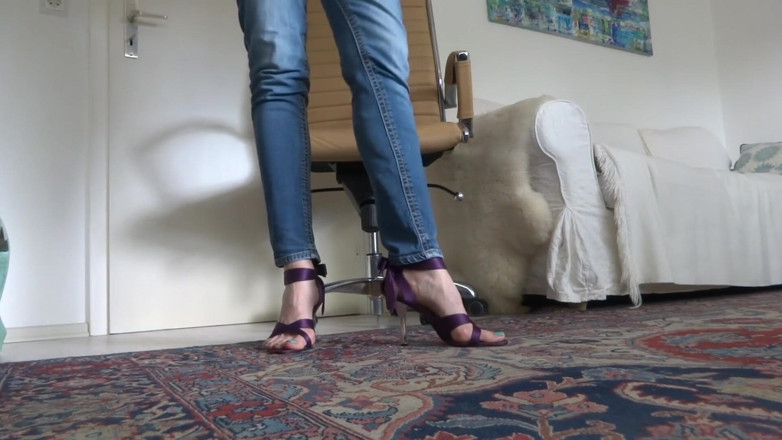 Lady Victoria Valente: Purple satin sandals high heels show