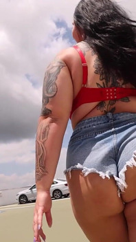 La tettona formosa jadynn stone viene scopata dal grande cazzo bianco di preston