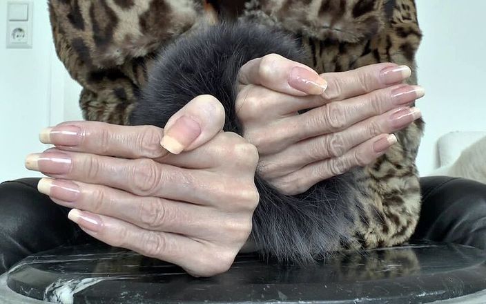 Lady Victoria Valente: Французькі нігті - натуральні нігті