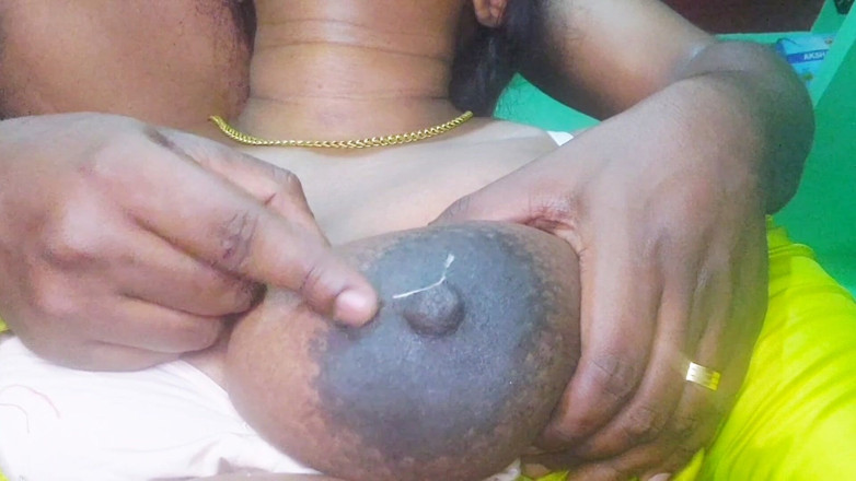 Desi Mohini: भारतीय उत्तेजित बेब ने बॉयफ्रेंड के साथ सेक्स का मजा लिया एपिसोड 1