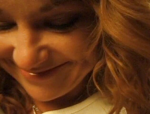 Flash Model Amateurs: Blonde slut fingered