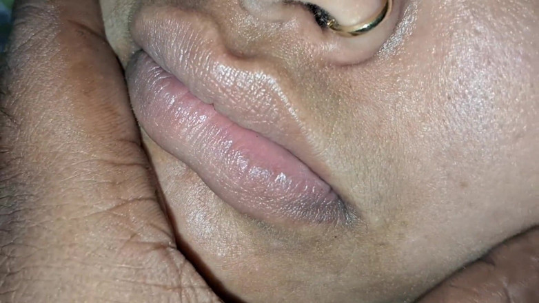 Catchybusty: Ncr Desi Bhabhiji Want to Lick