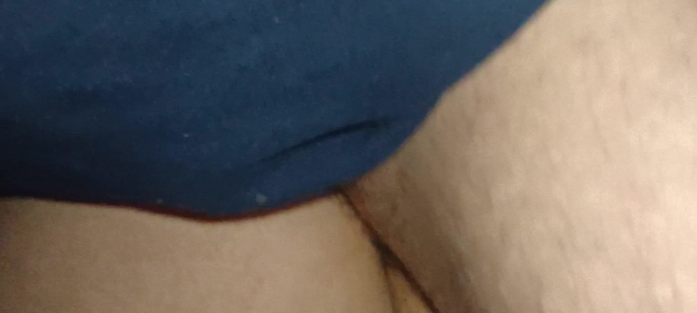 Ionut899: ayah tiri memberiku blowjob dan meniduriku sepanjang hari, dia hanya...