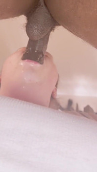 アマチュアBBWの乱れたフェラチオと射精