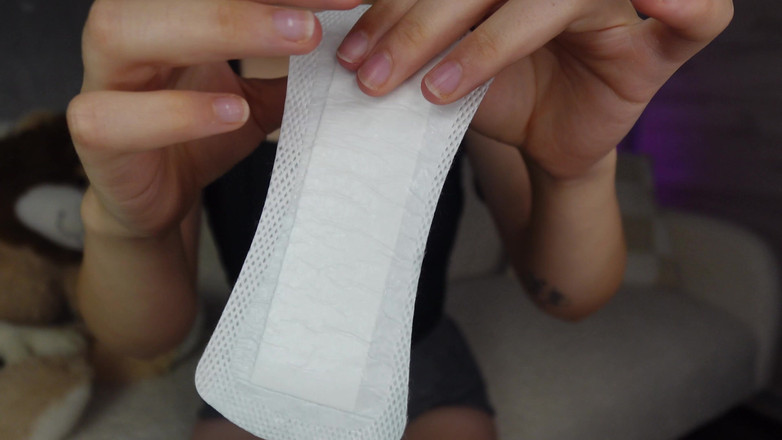 AmayaMori: Grande culo milf masturbándose en maxi bragas y polainas en 4k