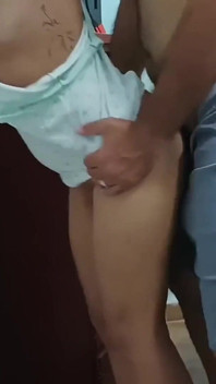 Betapa sedapnya menelan semua susu saya. Adik tiri, Apa Kata suami Awak?