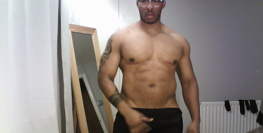 Amadeus: Lutte, j’aime le porter, aimerais-tu en voir plus ?