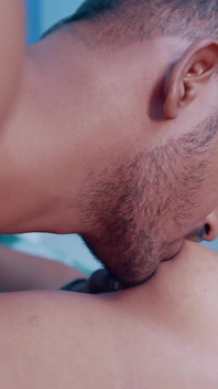 Desi Bhabhi Masturbiert Ihre Muschi Mit Ihrem Großen Loch Für Das Harte Ficken