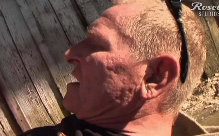 Rosetti: Outdoor Fuck Slut