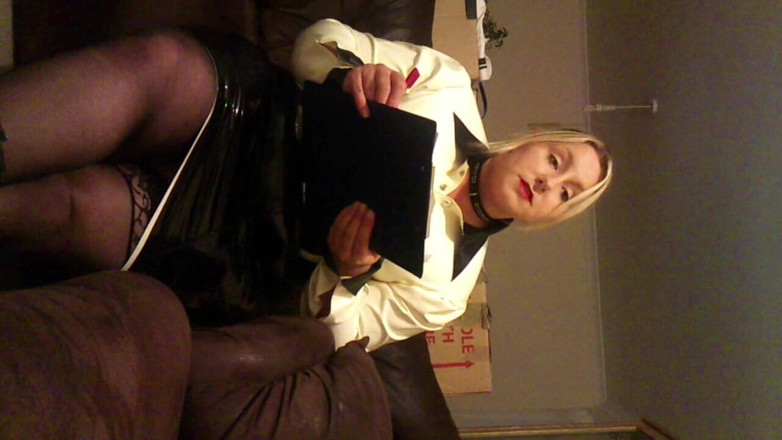 UKhousewife: Padrona in lattice valutazione 1
