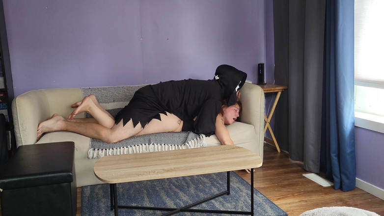 Celaena C: Celaena C भूत के चेहरे के लंड की सवारी कर रही है